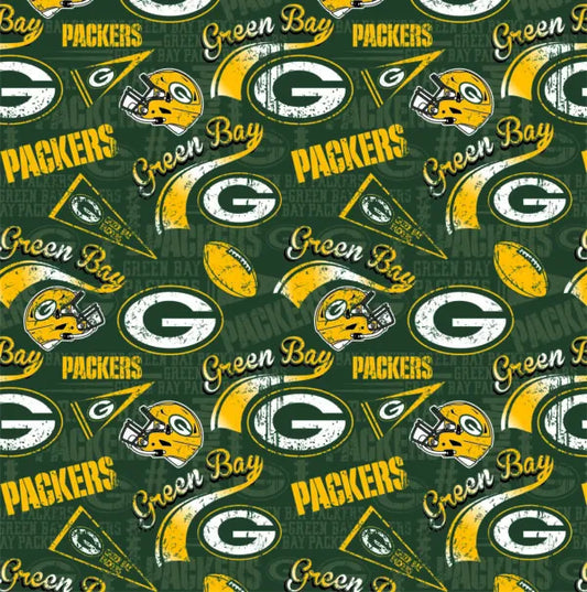 Green Bay Packers NFL Football Retro Fabric Traditions 43-44 inches wide Cotton Fabric NFL-70648DN